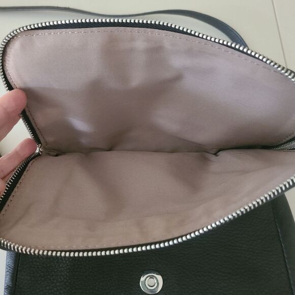 margot preston soft black genuine pebbled leather flap over crossbody bag - Picture 9 of 10